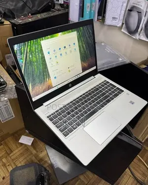 Laptop HP ProBook 450 G7 16GB Intel Core i5 SSHD (Hybrid) 128GB