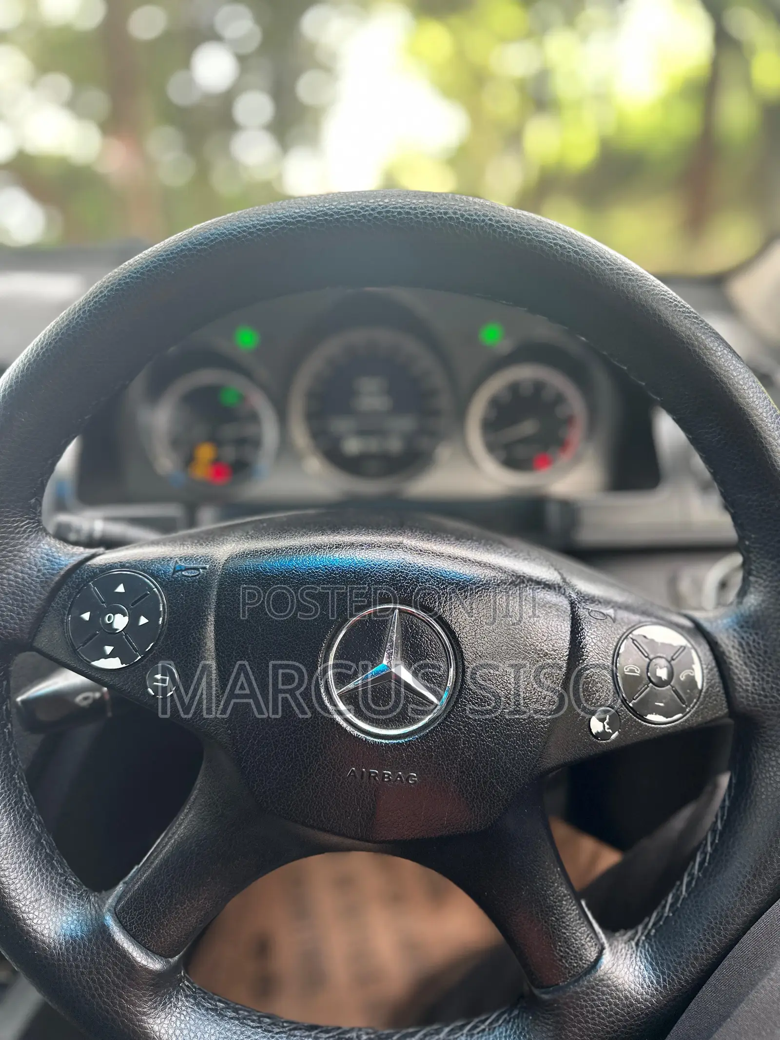 Mercedes-Benz C200 2010 Gray