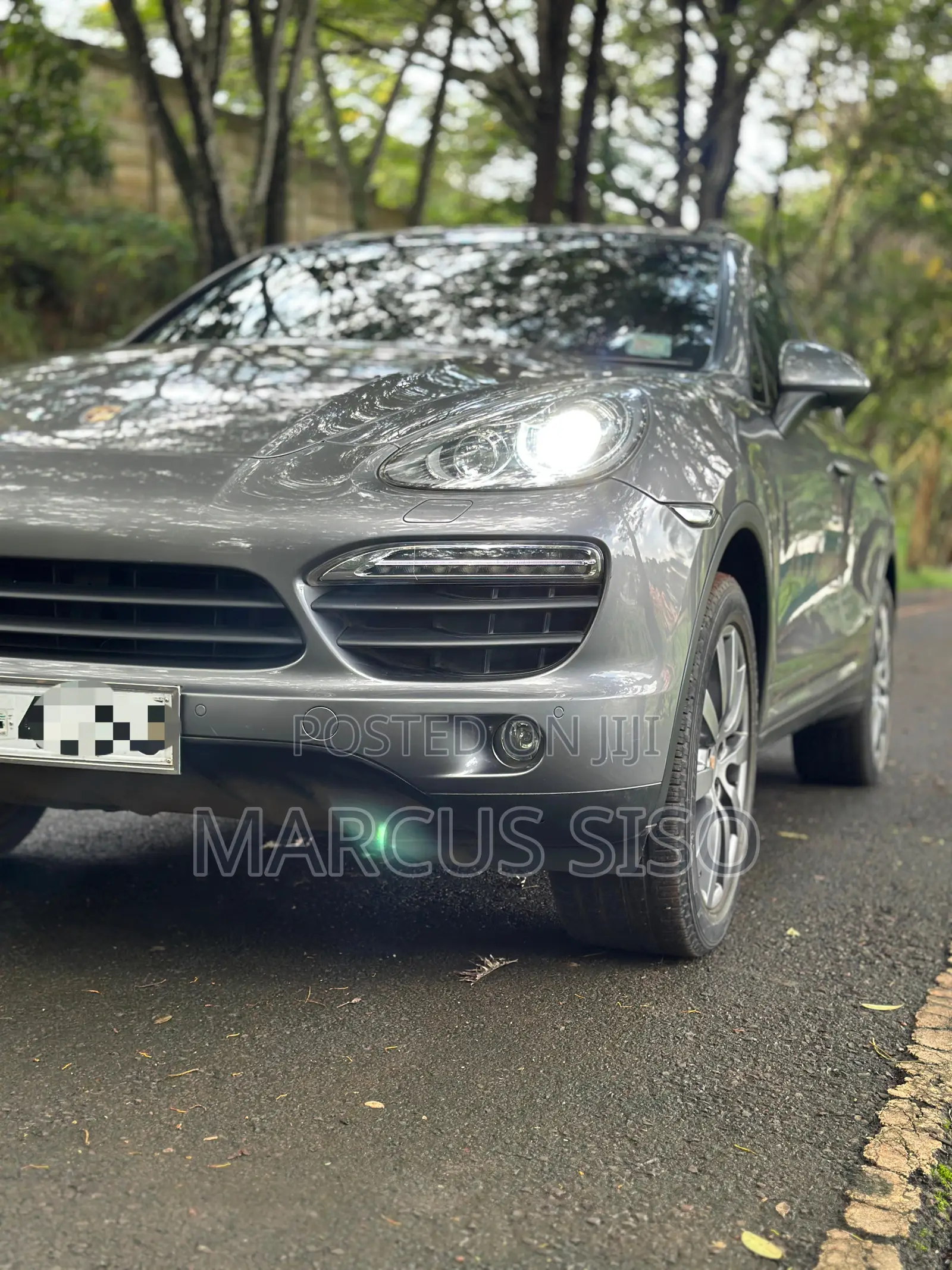 Porsche Cayenne S Hybrid 2013 Gray