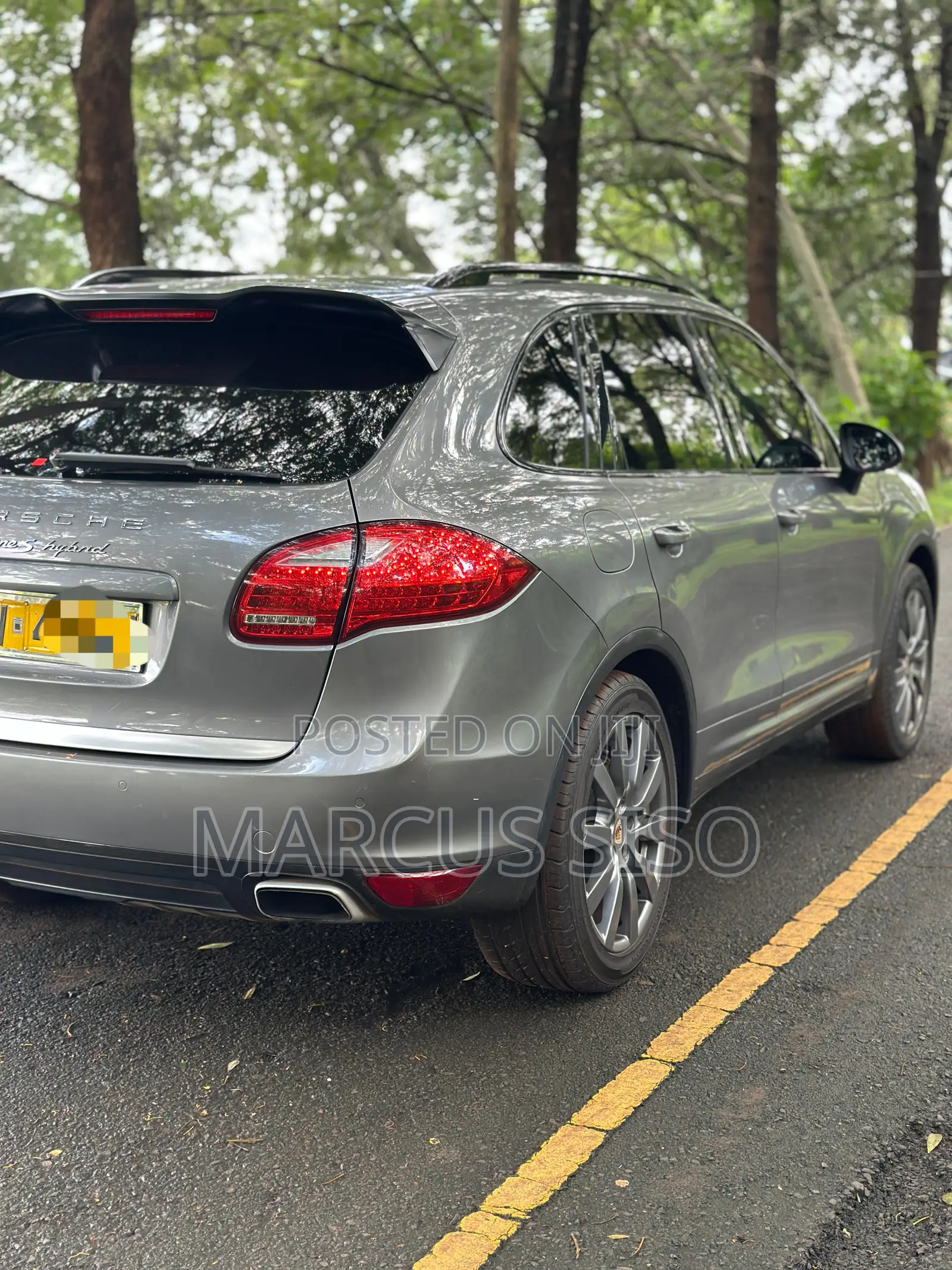 Porsche Cayenne S Hybrid 2013 Gray
