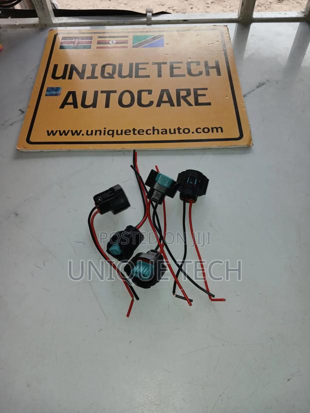 H11 Light Socket H11 Headlight Connector - thumbnail 2