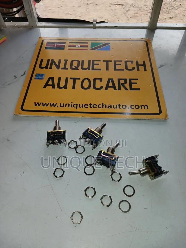 Car Toggle Switch 3 Toggle 2 Universal Toggle Switch - thumbnail 2