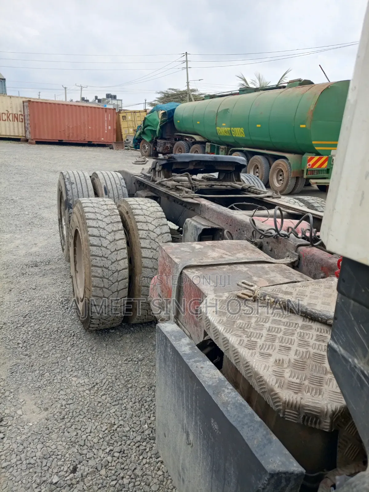 Scania P380 Terious With Helper