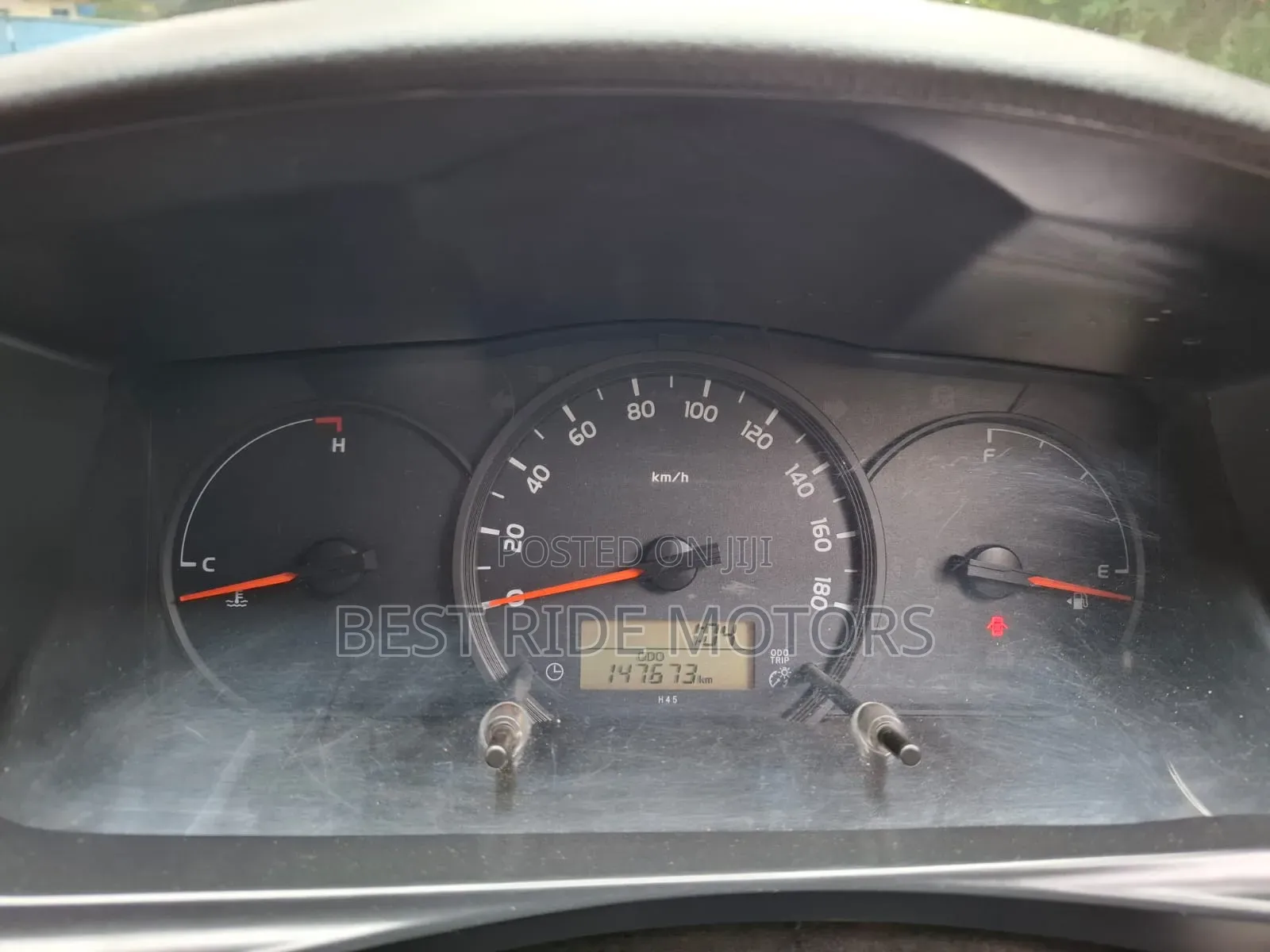 Toyota Grand HiAce 2015 White