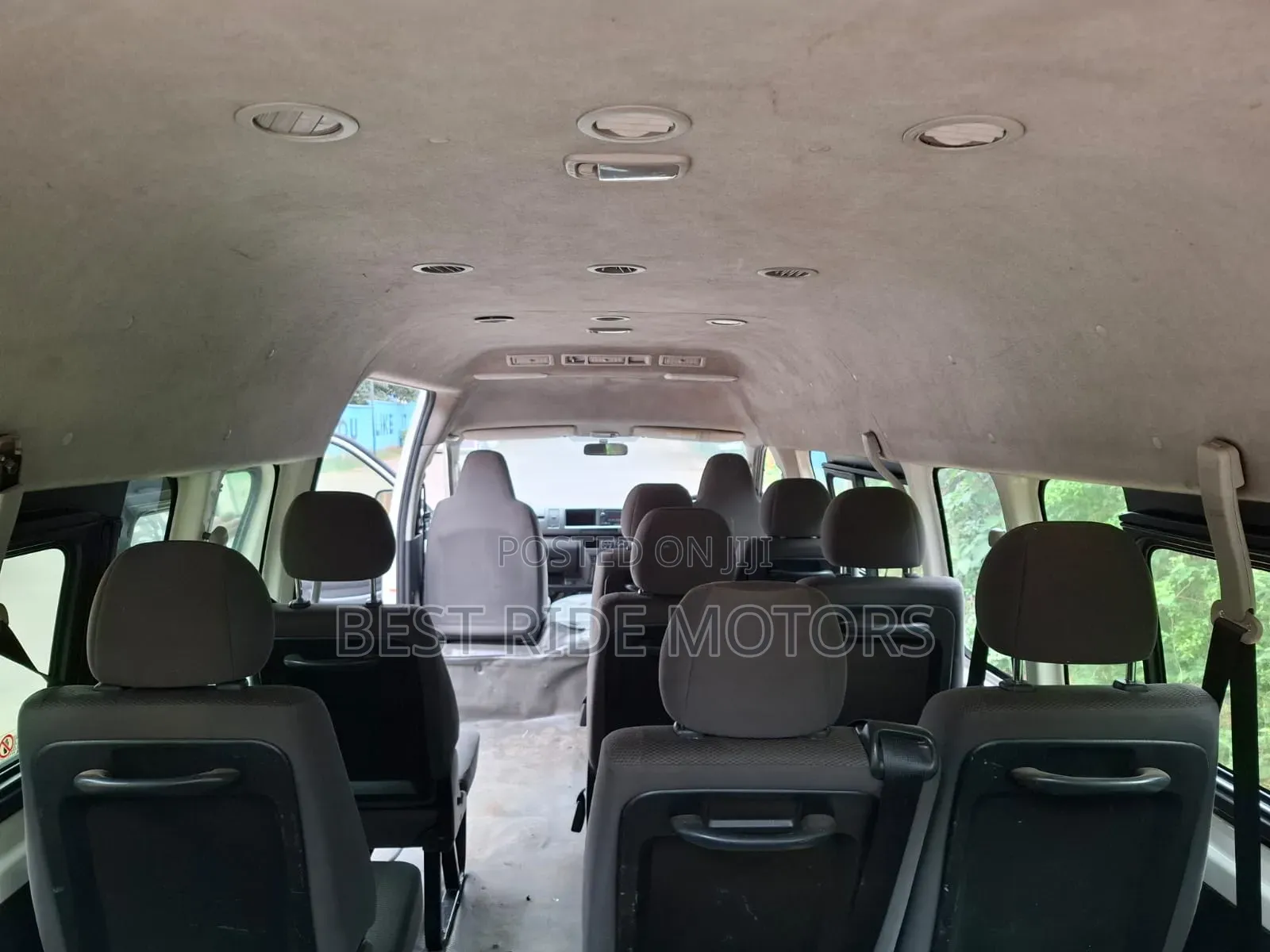 Toyota Grand HiAce 2015 White
