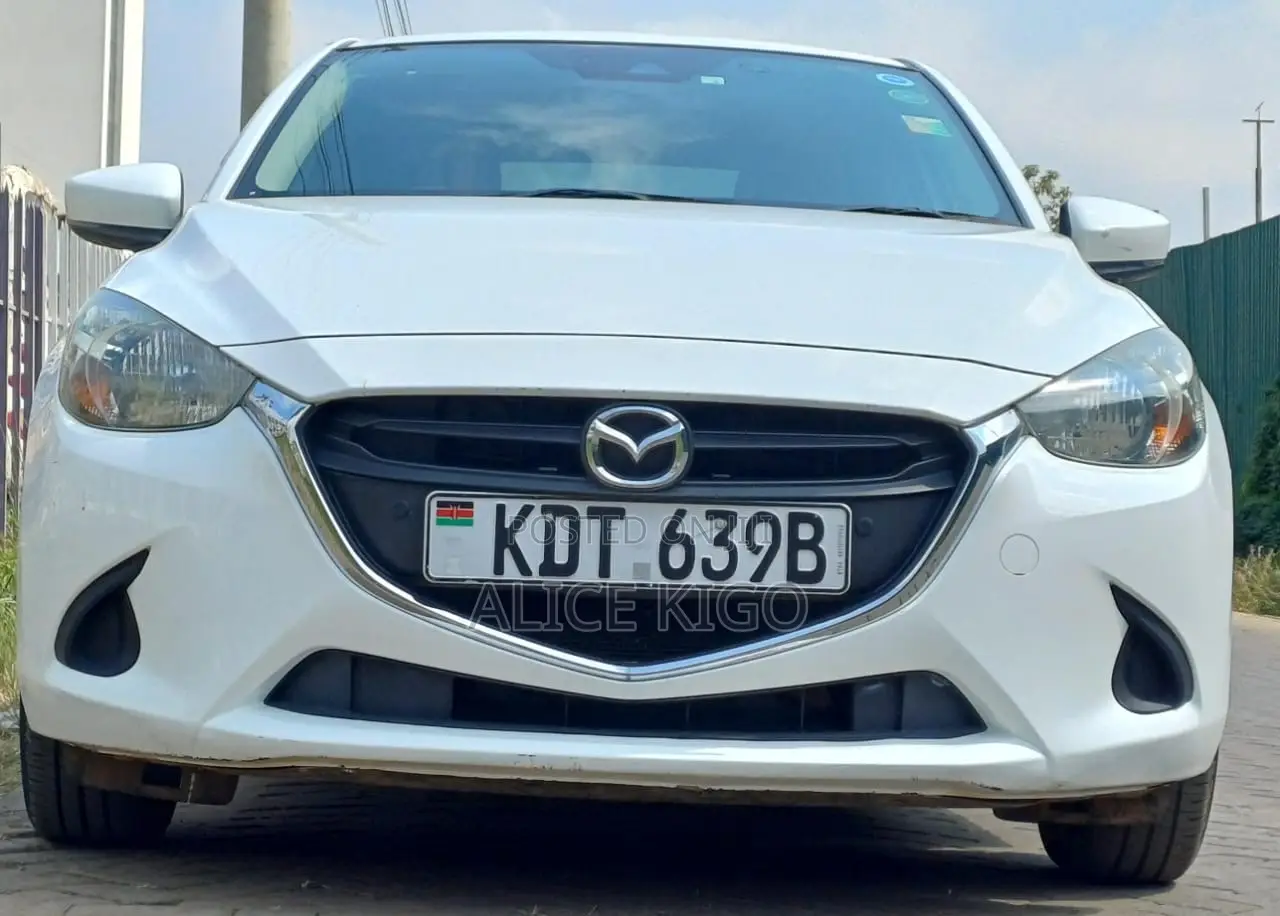 Mazda Demio 2018 White