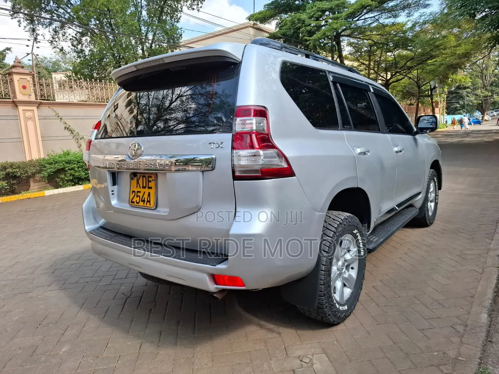 Toyota Land Cruiser Prado 3.0 D-4D (190 Hp) 2014 Silver