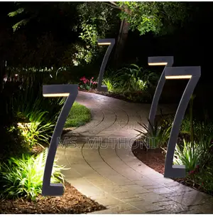 *'7' Shape Solar Garden Pathway Lights With Modern Matte Black Finish
