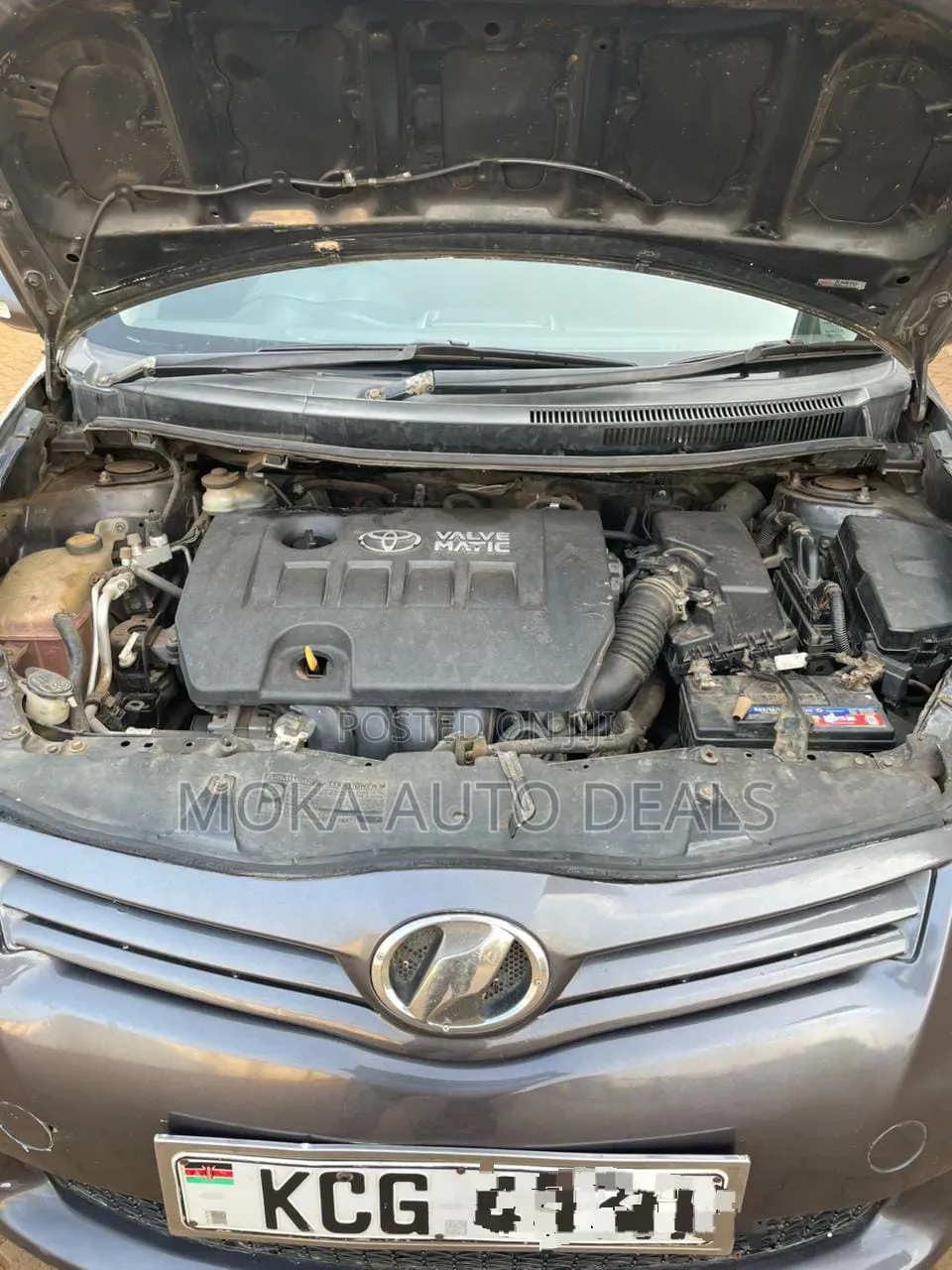 Toyota Auris 2009 Gray