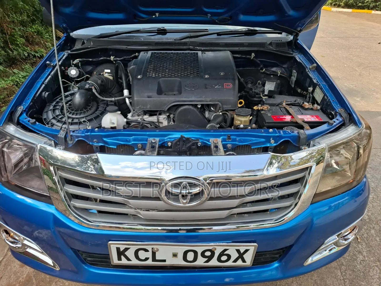 Toyota Hilux 2010 Blue