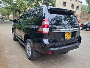 Toyota Land Cruiser Prado 2.7 i 2011 Black