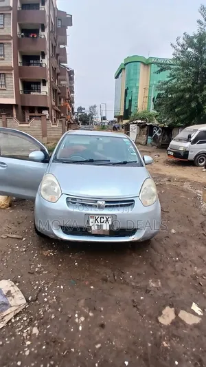 Toyota Passo 1.0 FWD 2012 Silver