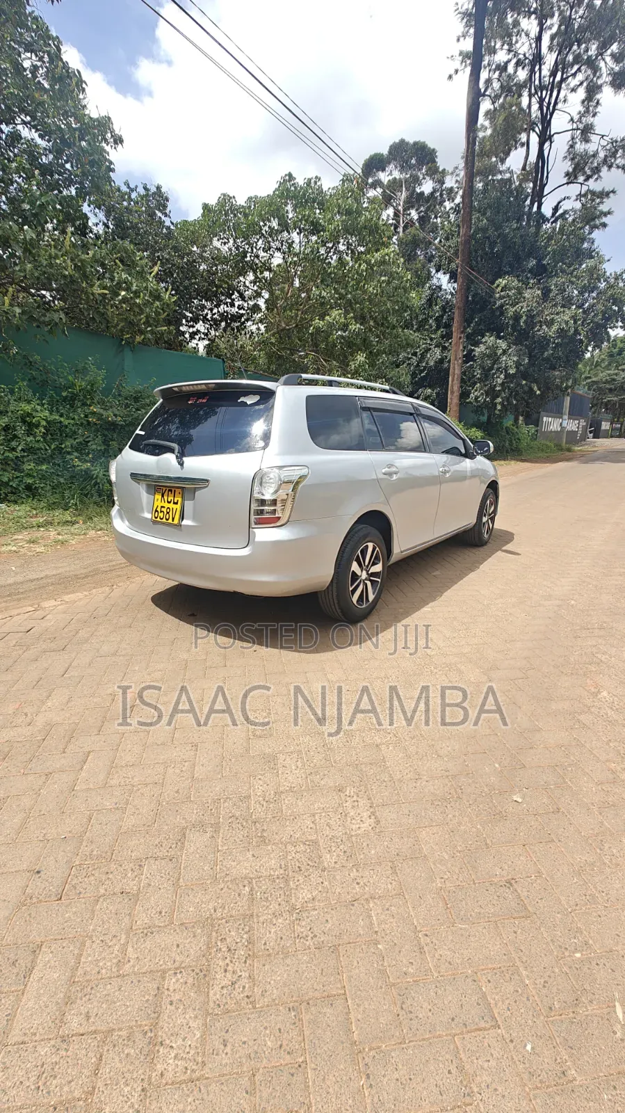 Toyota Corolla Fielder 2011 Silver