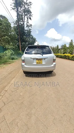 Toyota Corolla Fielder 2011 Silver