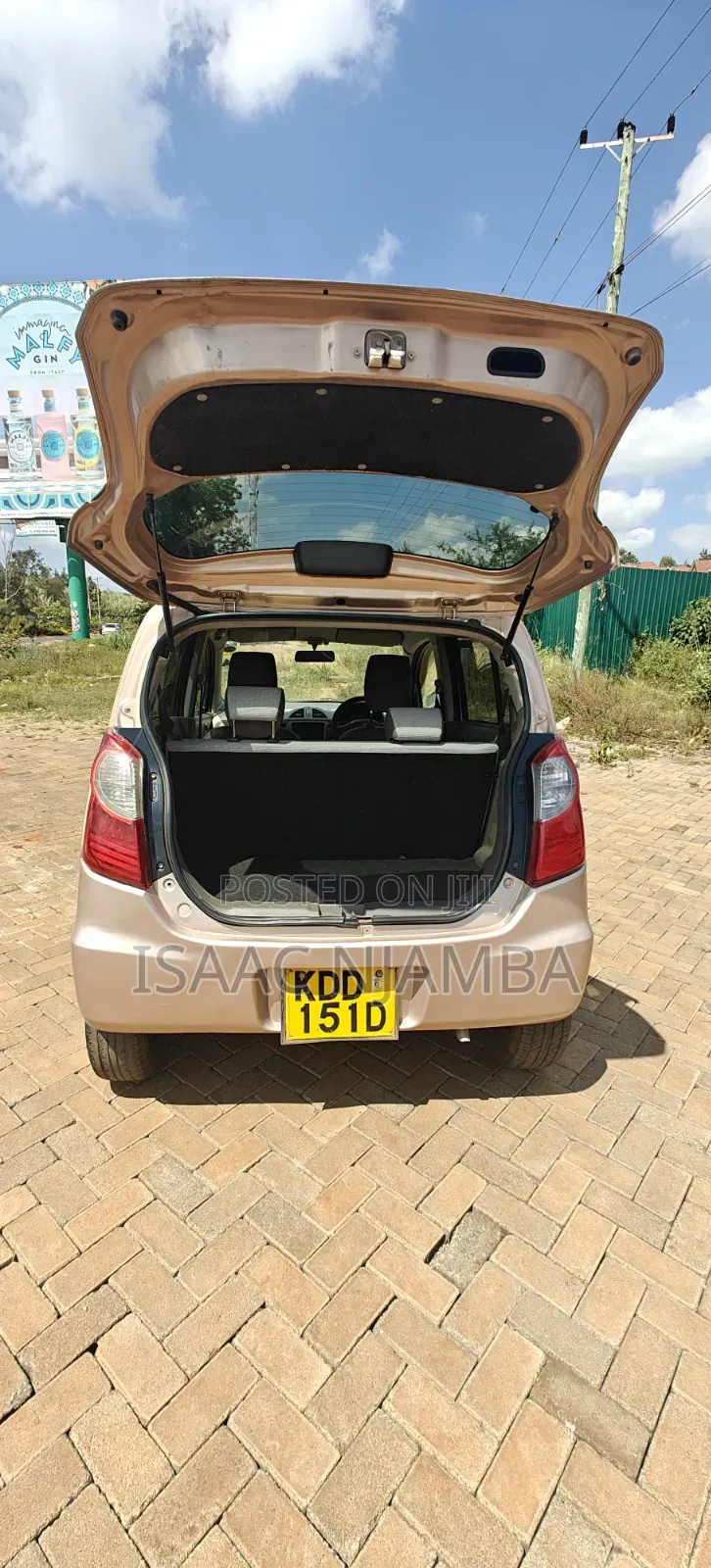 Suzuki Alto 2014 Pink