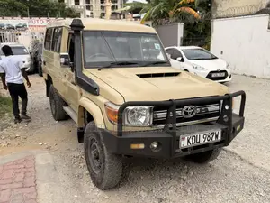 Toyota Land Cruiser 2018 Beige