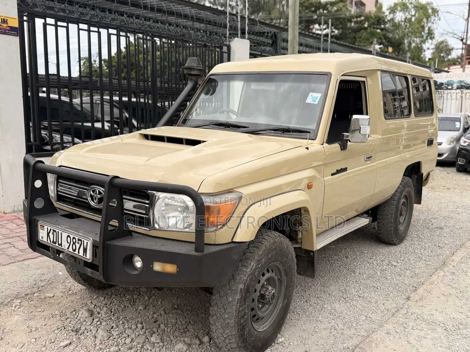 Toyota Land Cruiser 2018 Beige
