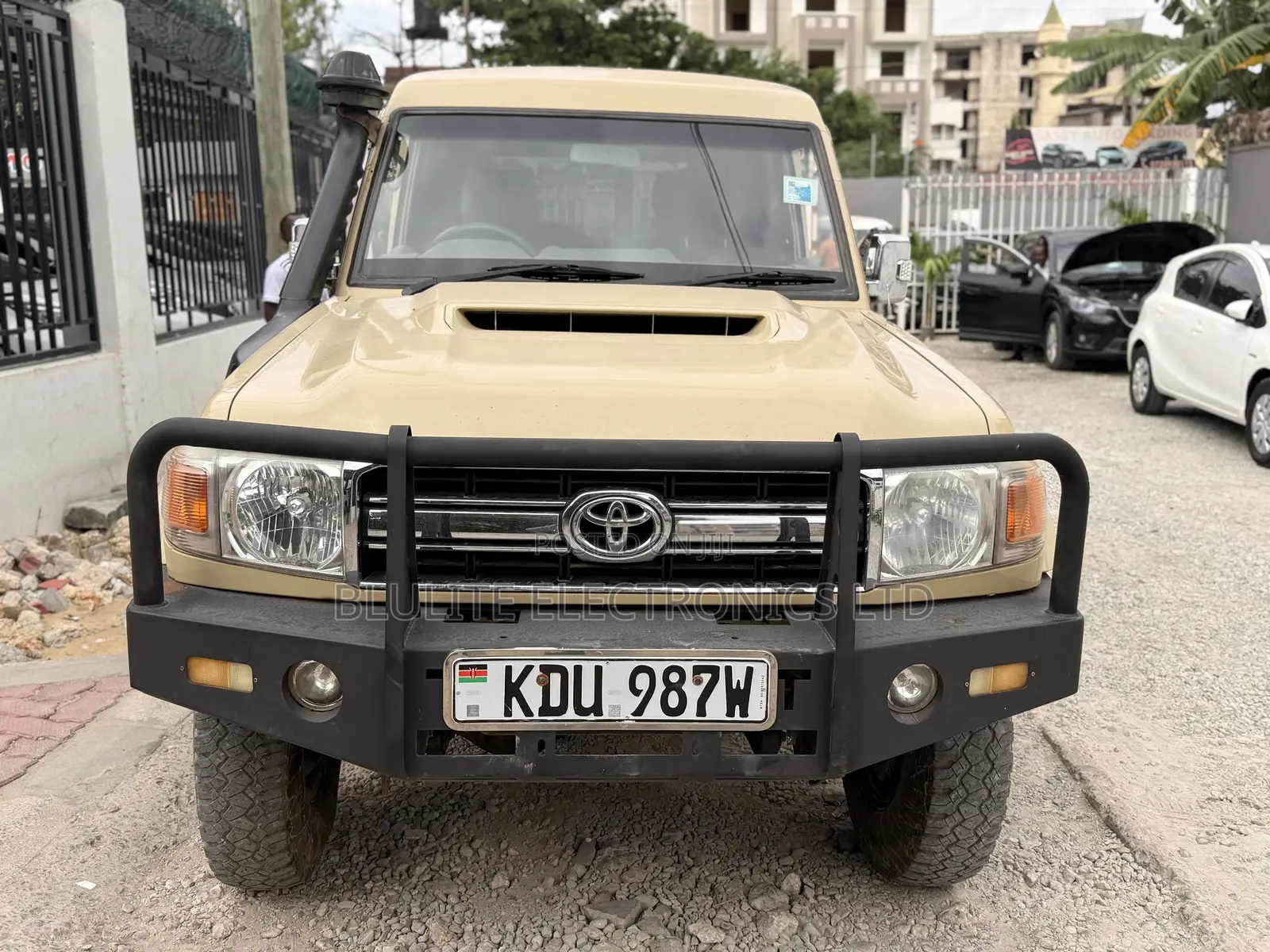 Toyota Land Cruiser 2018 Beige