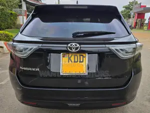 Toyota Harrier 2015