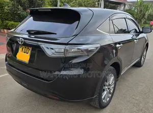 Toyota Harrier 2015