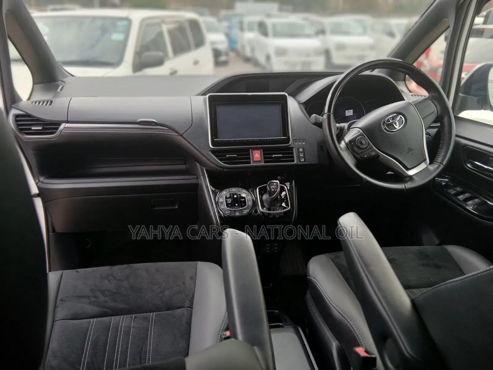 Toyota Esquire 2019 White