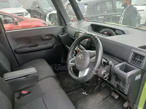 Toyota Pixis Mega 2019 Green