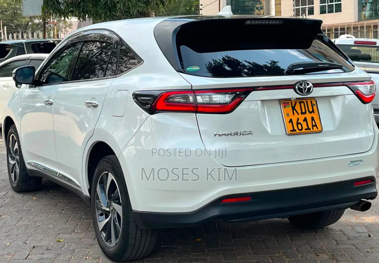 Toyota Harrier 2018 White