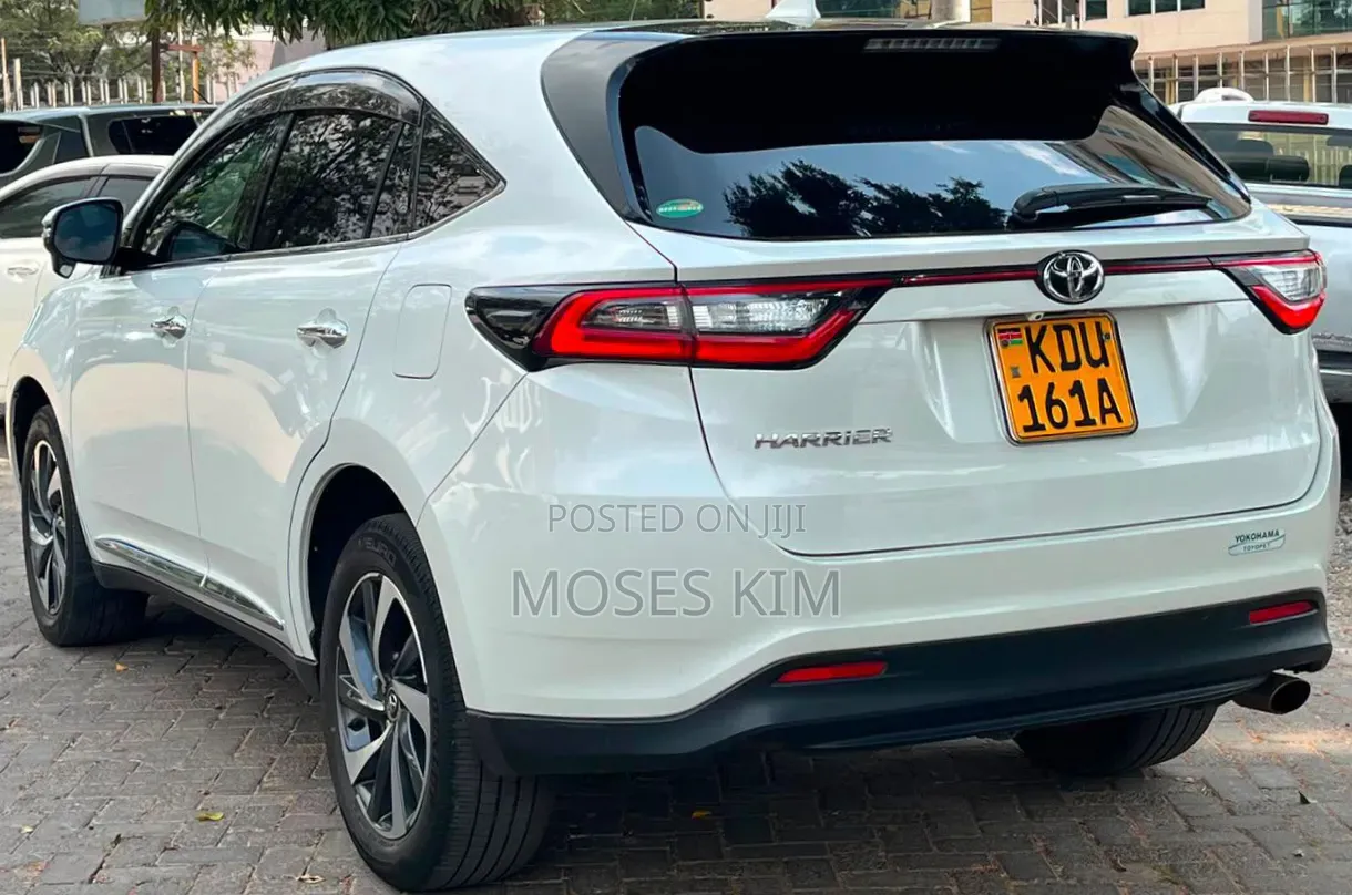 Toyota Harrier 2018 White