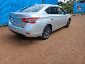 Nissan Sylphy 2019 Silver