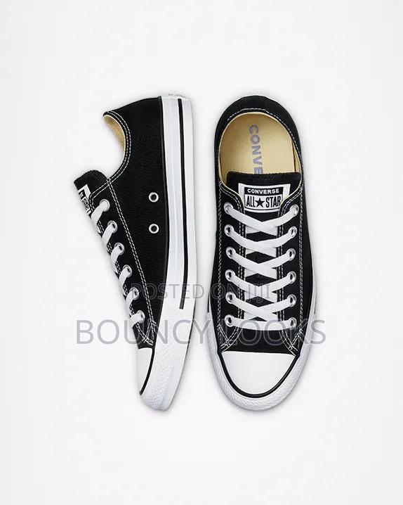 Converse Chuck Taylor All Star Low-Top Sneakers – Black