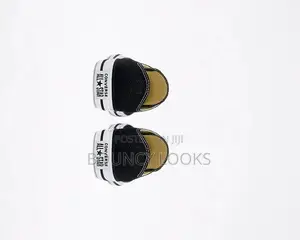 Converse Chuck Taylor All Star Low-Top Sneakers – Black