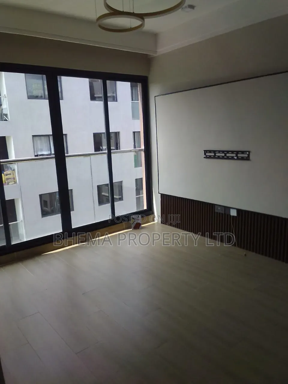 1bdrm Apartment in Taurus, Gateway Mall Area for rent