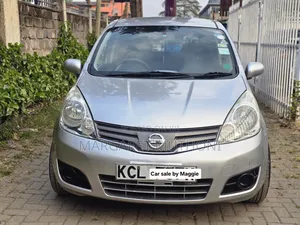 Nissan Note 2010 Silver