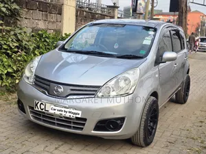 Nissan Note 2010 Silver