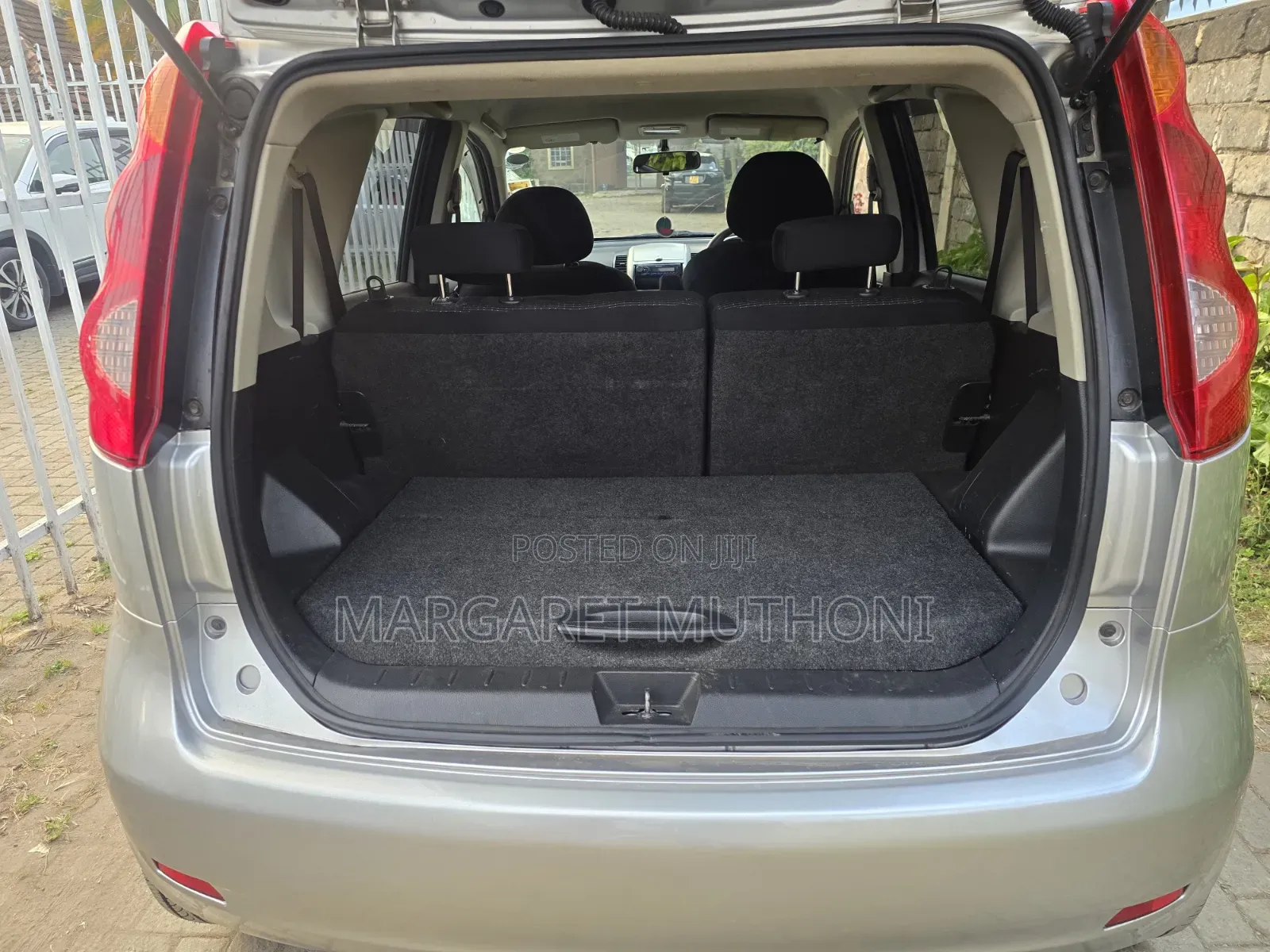 Nissan Note 2010 Silver