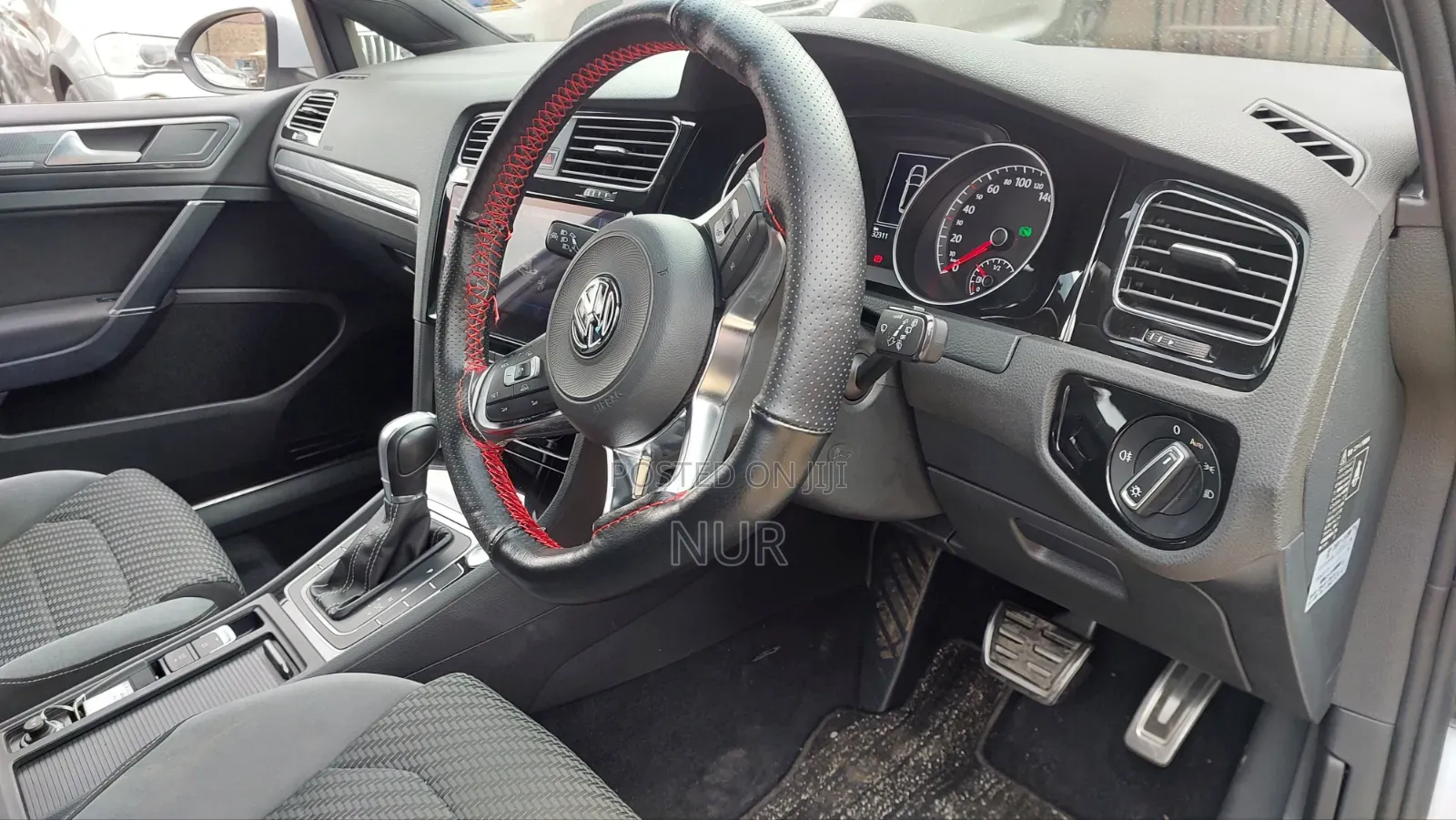 Volkswagen Golf 2018 White