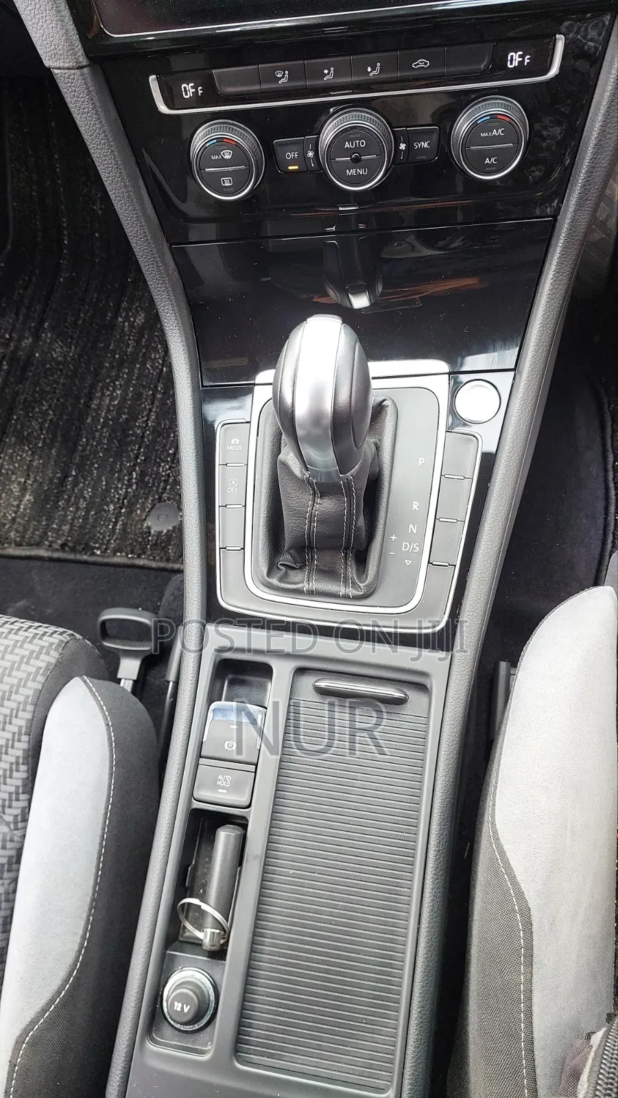 Volkswagen Golf 2018 White