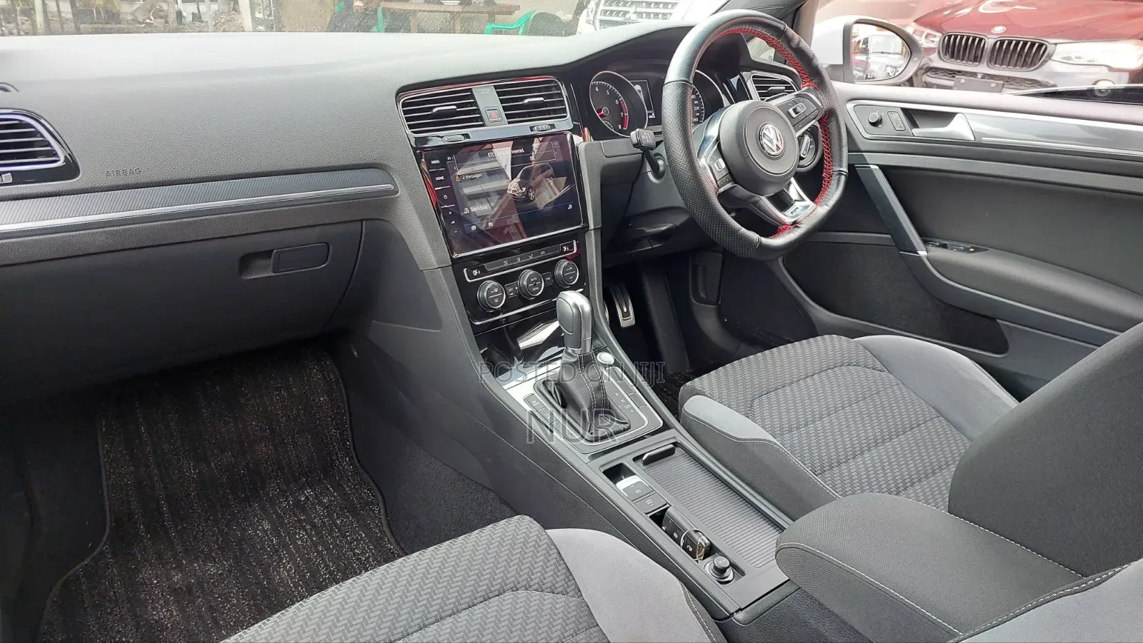 Volkswagen Golf 2018 White