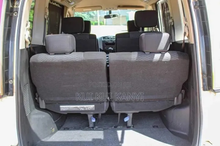 Nissan Serena 2012 White