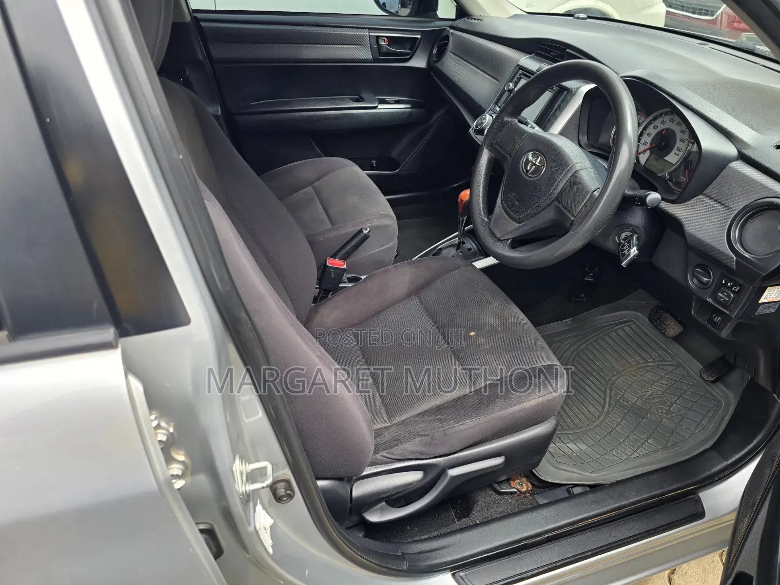 Toyota Corolla Fielder 2013 Silver
