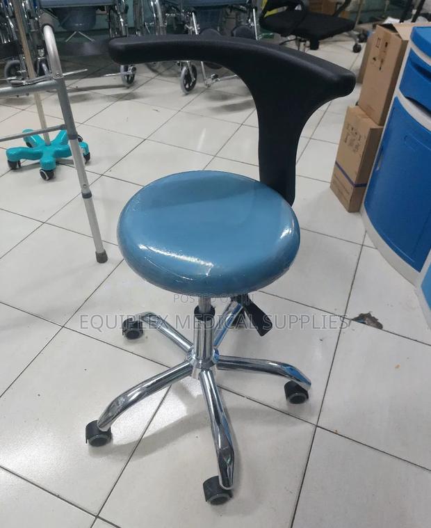 Dental Stool With Adjustable Height
