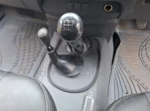 Toyota Hilux 2012 White