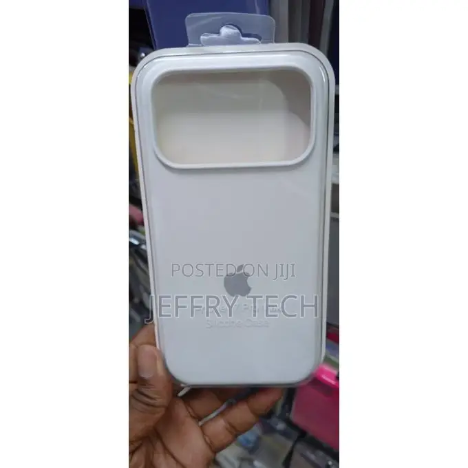 Silicone Cover Case Stylish Protection for iPhone 17 Pro Max - White