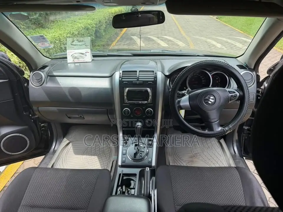 Suzuki Escudo 2009 Black