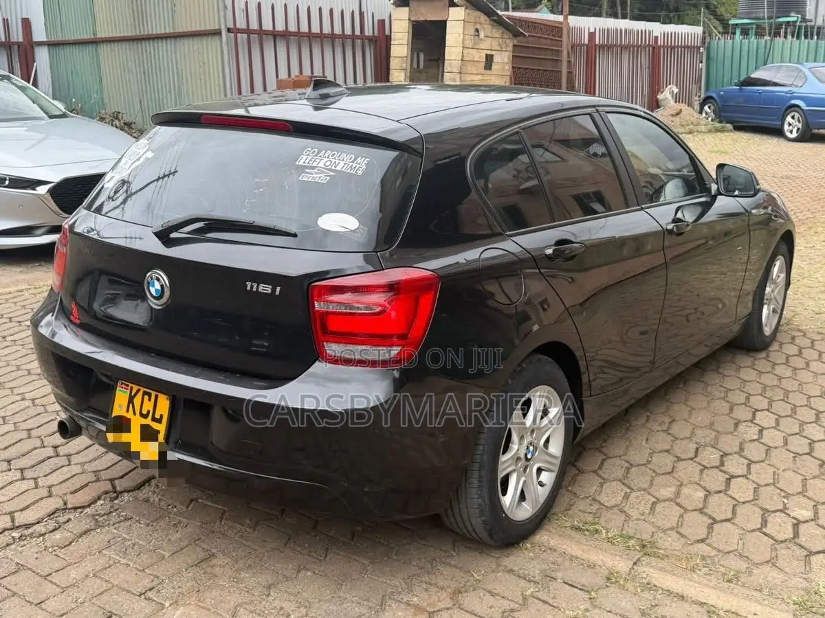 BMW 116i 2012 Black
