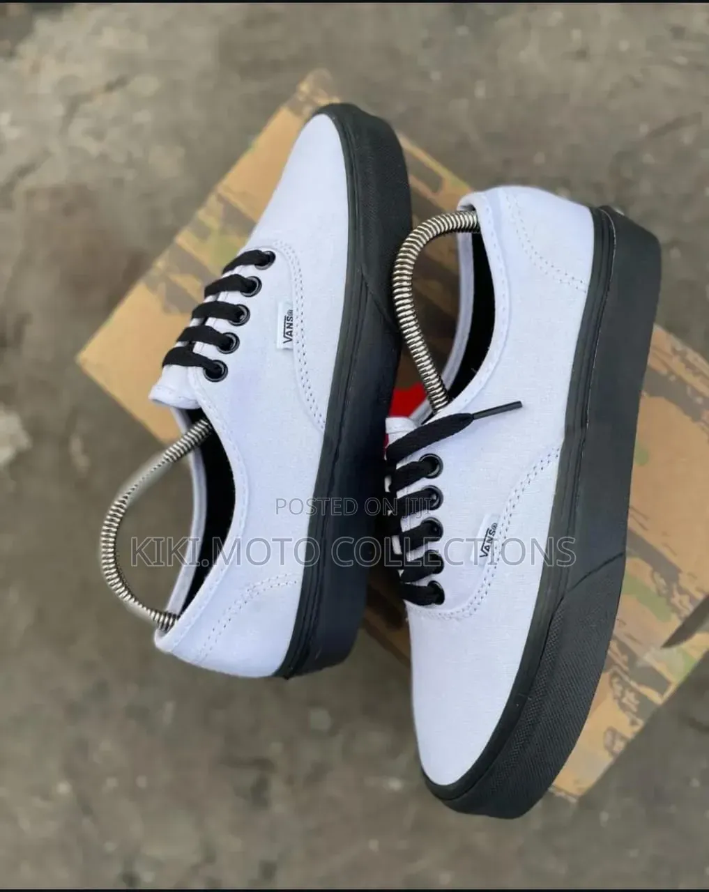 Vans Off the Wall Classics