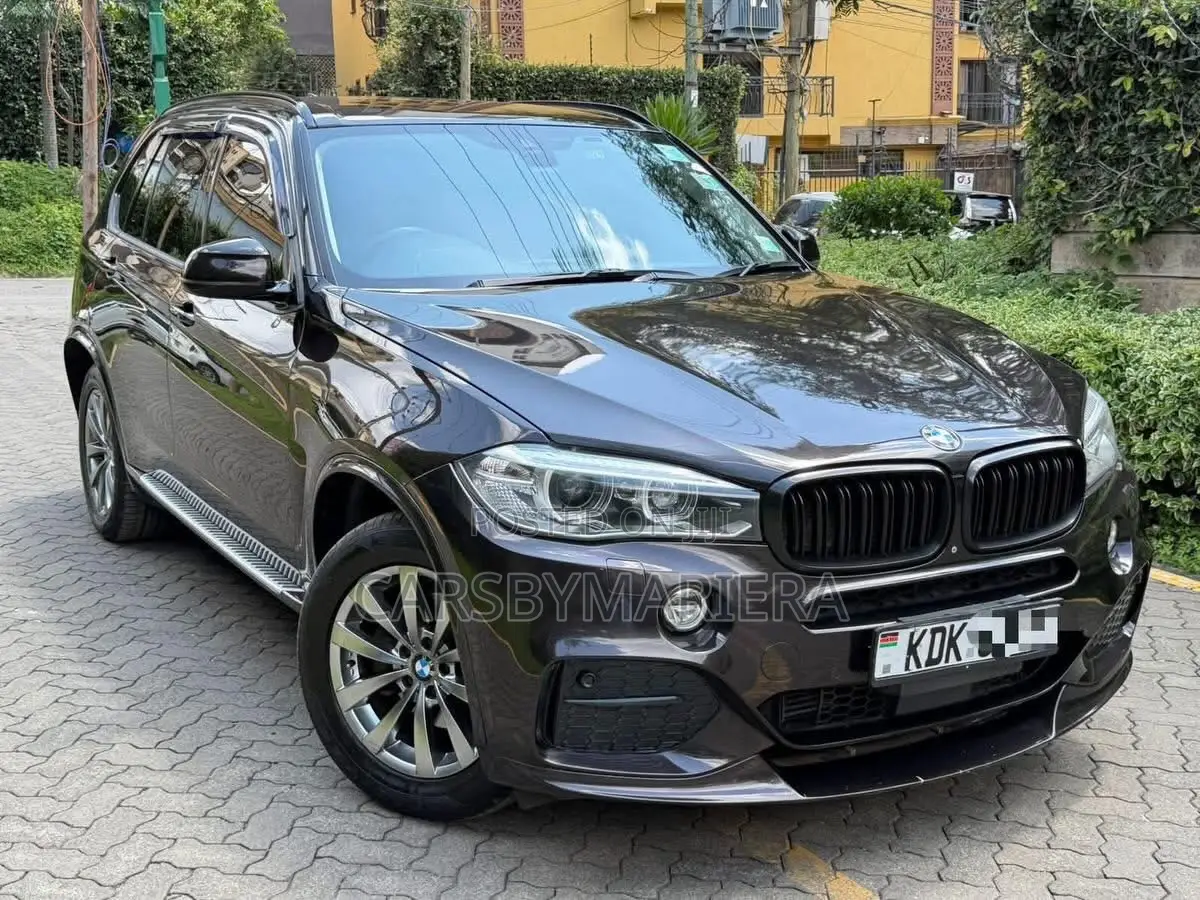 BMW X5 xDrive35d 4dr SUV AWD (3.0L 6cyl Turbodiesel 8A) 2014 Black