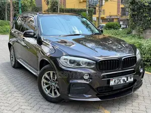 BMW X5 xDrive35d 4dr SUV AWD (3.0L 6cyl Turbodiesel 8A) 2014 Black