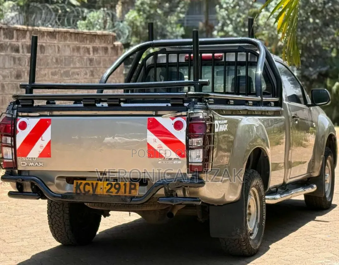 Isuzu D-MAX 2019 Brown