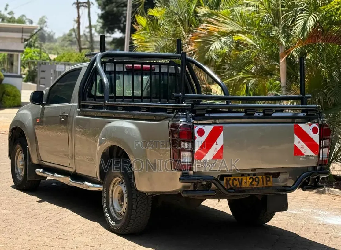 Isuzu D-MAX 2019 Brown